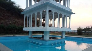 Unclassified image, 2 of 105, button - Bassi Fort Palace (Chittorgarh)