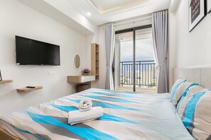 Individually furnished, desk, laptop workspace, iron/ironing board - Macy Studio Apartment (Ho Chi Minh City)