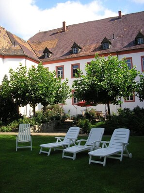 Pool - Schloss Triestewitz (Arzberg)