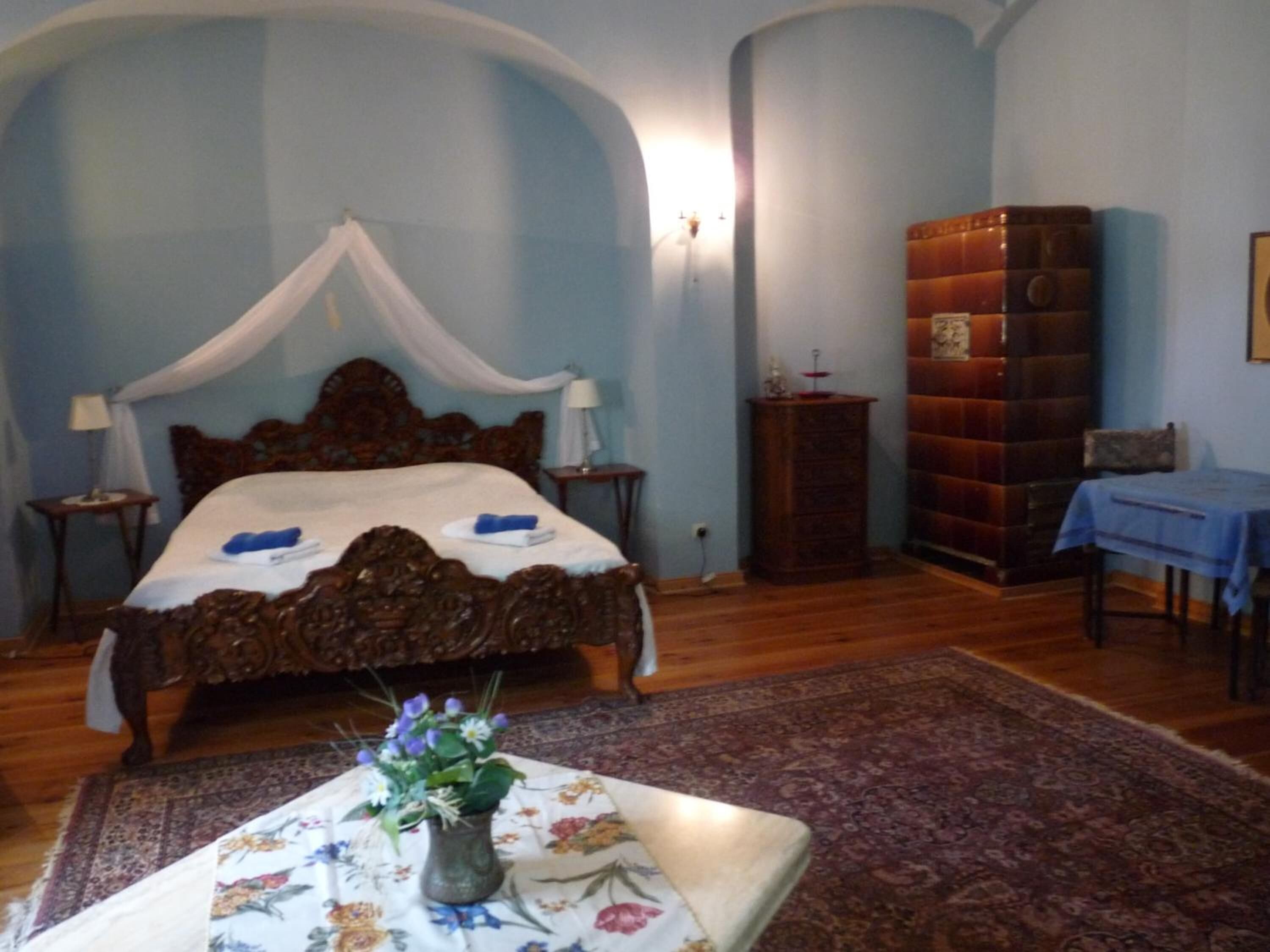 Zimmersafe, Bügeleisen/Bügelbrett, kostenloses WLAN, Bettwäsche