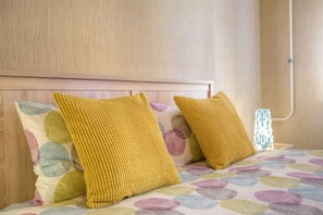 Desk, iron/ironing board, free WiFi, bed sheets