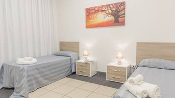 Standard Double or Twin Room | Desk, soundproofing, free WiFi, bed sheets