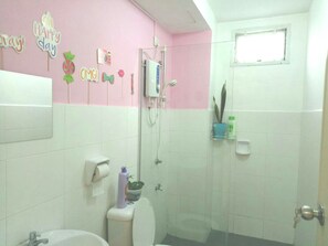 Appartement, 2 chambres | Salle de bain