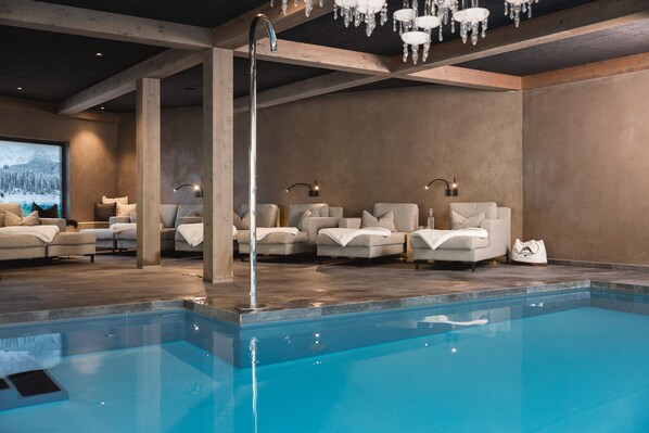 Indoor pool - DAS Mondschein (Nova Ponente)