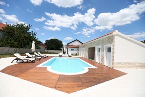 Pool - Kuce za odmor Brkic (Sibenik)