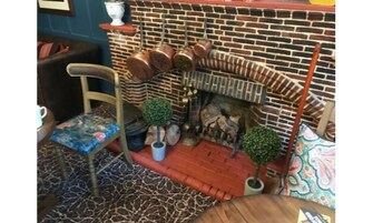 Breakfast, lunch and dinner served