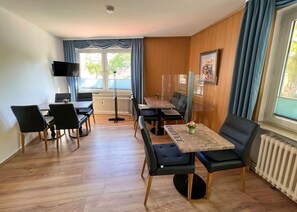 Daily cooked-to-order breakfast for a fee - Hotel Haus Vocke (Bochum)