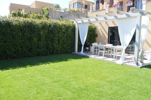 Superior Apartment, 1 Bedroom | Teres/patio