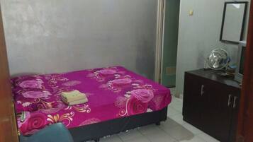Chambre Double | Bureau, Wi-Fi gratuit, draps fournis