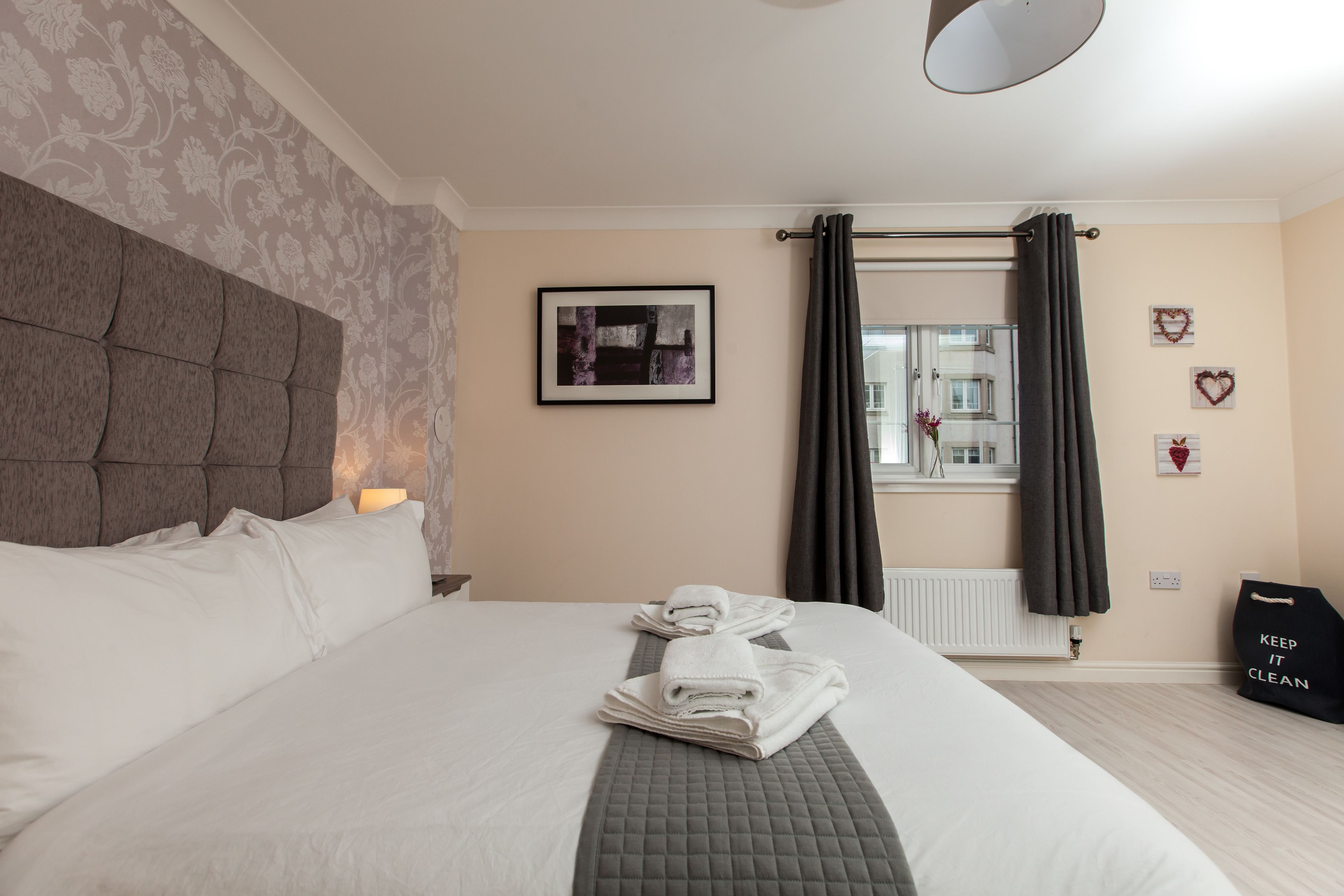 Premium Apartment, 2 Bedrooms, Ground Floor | 2 bedrooms, desk, iron/ironing board, free cots/infant beds