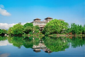 Exterior - Rong Hu Hotel (Guilin)