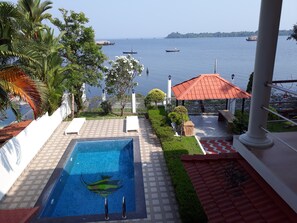 Deluxe Room | Lake view - The Backwater Rhapsody, Alleppey (Cherthala)