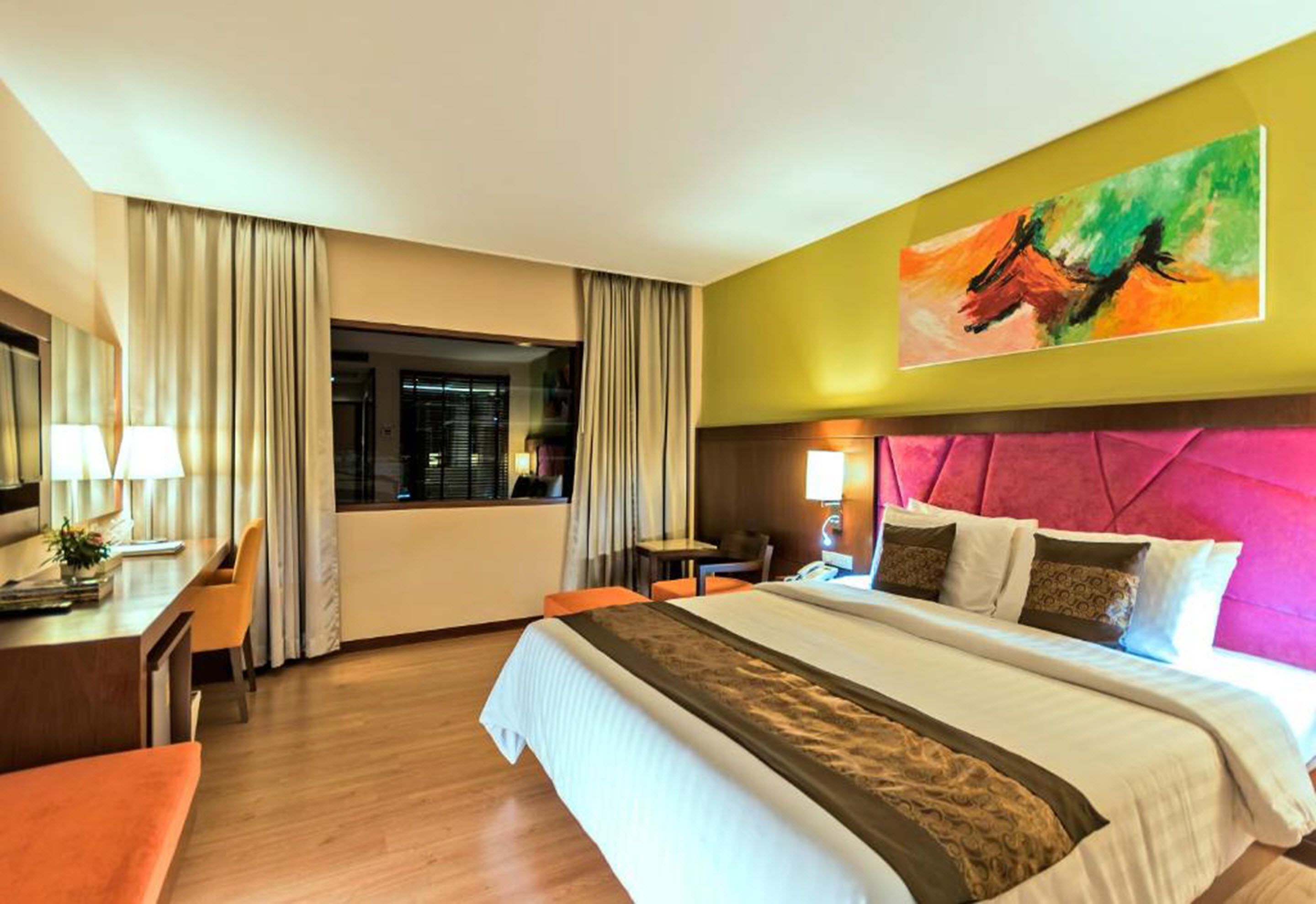 Minibar, truy cập Internet không dây miễn phí 