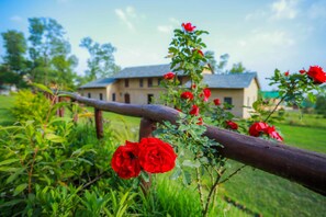 Garden - V Resorts Serenity Heritage Homestay (Palampur)
