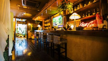 酒吧(店内)