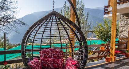 V Resorts Mantra Cottage Manali