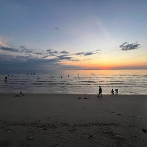 Platja privada i cabanes de platja gratuïtes 