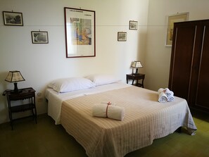 Double or Twin Room | Premium bedding, rollaway beds, free WiFi, bed sheets - Il Sogno di Vincenzo e Maria (Centola)