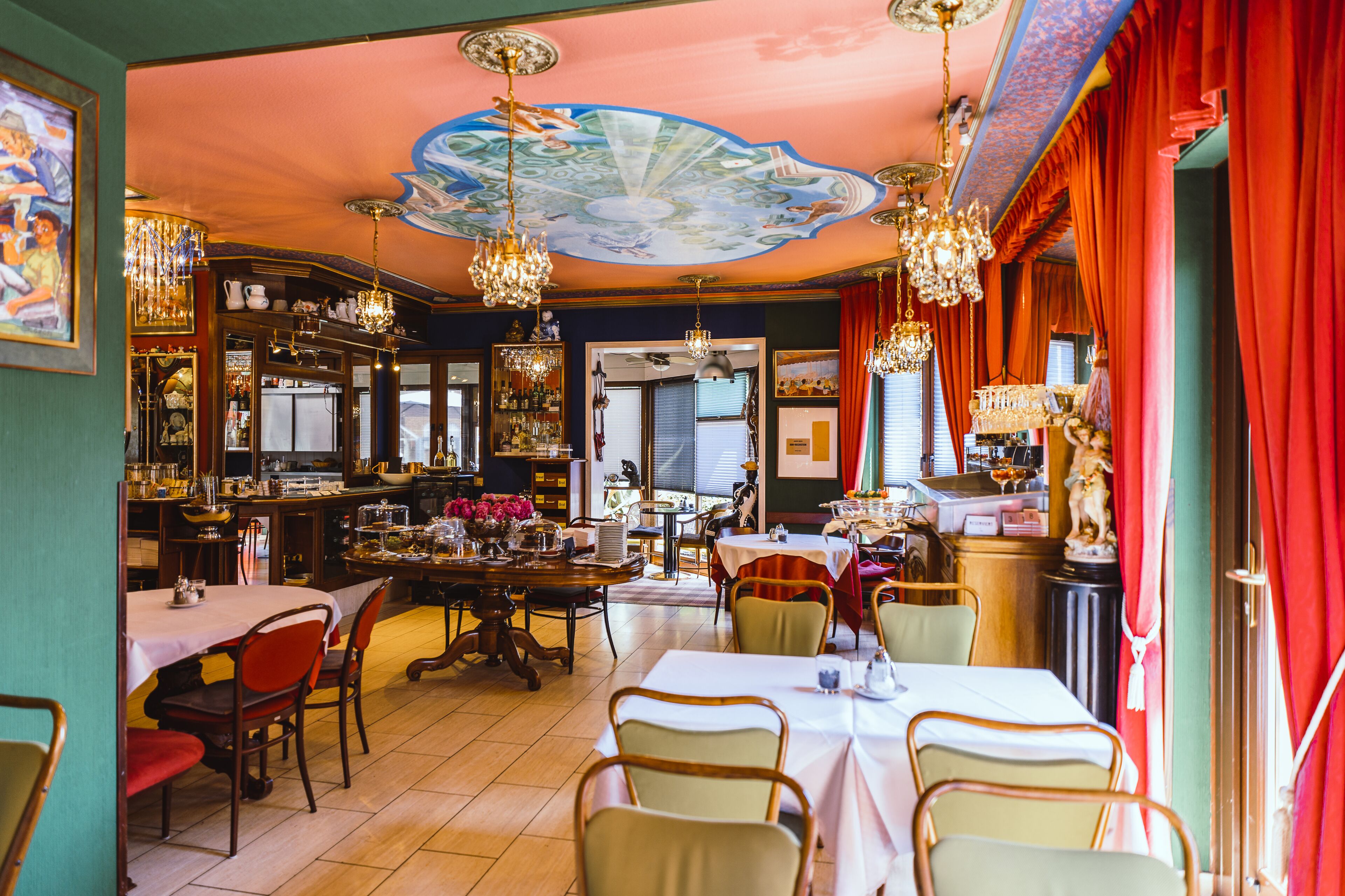 daily buffet breakfast (eur 10 per person)