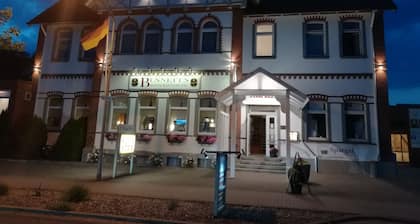 Bennett's Restaurant & Hotel