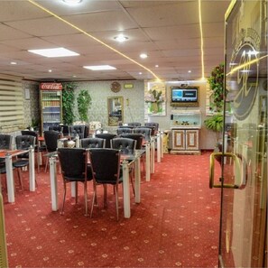 Petit déjeuner buffet compris tous les jours