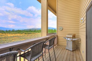 Maison mitoyenne, 2 chambres | Balcon