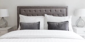 Luxury Apartment, 2 Double Beds, City View, Sea Facing | 1 bedroom, iron/ironing board, cribs/infant beds, rollaway beds