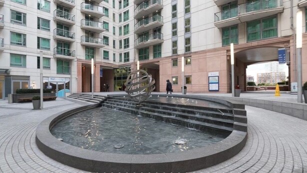 Exterior detail - Anchor House (London)
