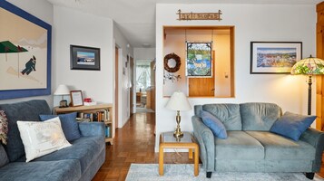 Condo, 2 Bedrooms | Living area | TV