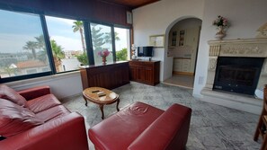 Apartment, 2 Schlafzimmer | Wohnbereich