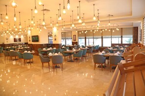 Dining - Lacosta Hotel (Aqaba)