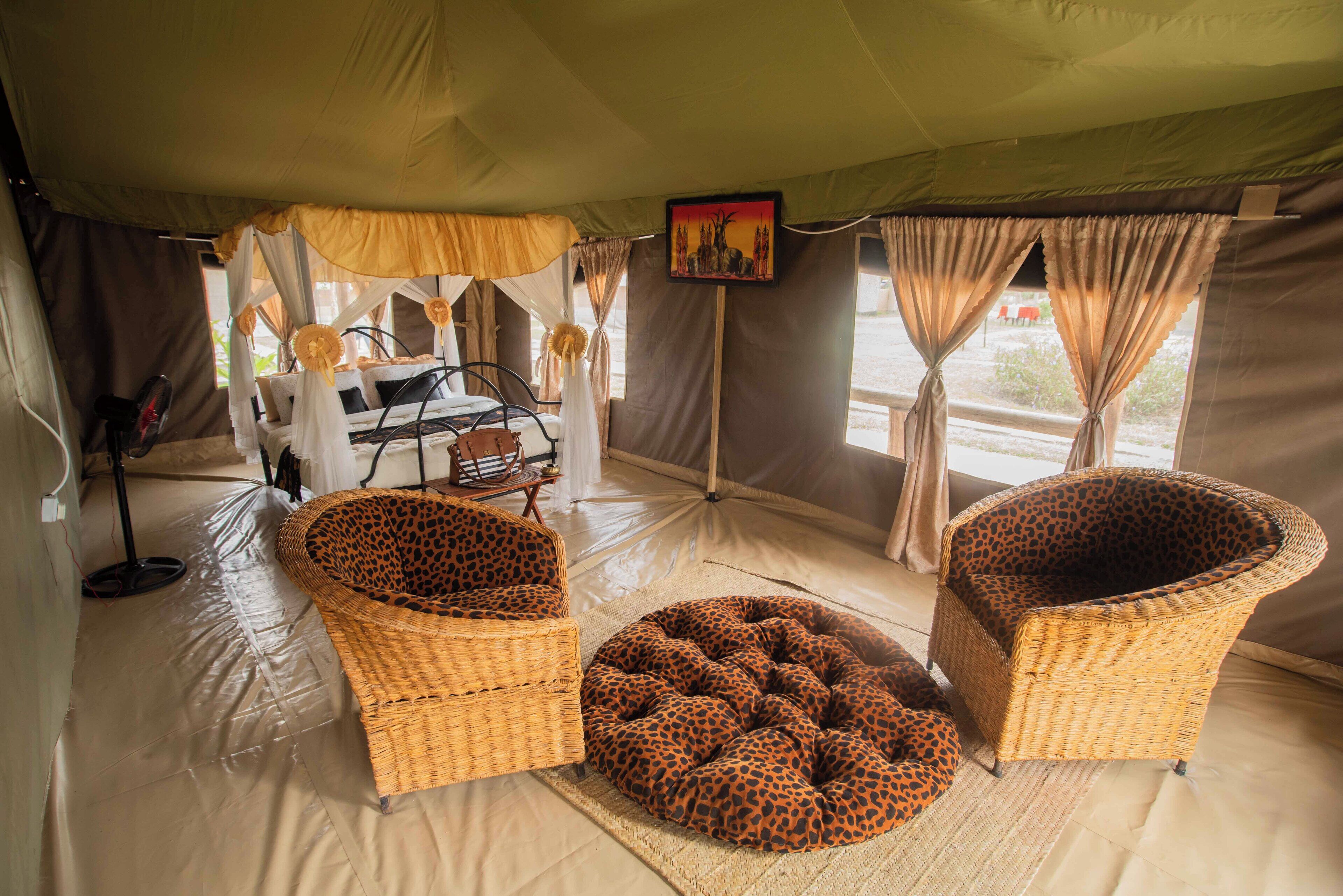 Family Tent | 客室ごとに異なる装飾、客室ごとに異なるインテリア、デスク、遮光カーテン