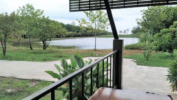 Standard Quadruple Room | 露台/庭院