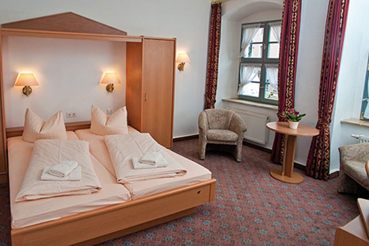 desk, blackout curtains, free wifi, bed sheets