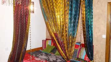 Suíte família (Suite Royal Kandyen) | 1 quarto, roupas de cama premium, individualmente decorados