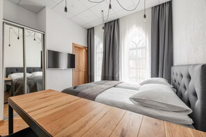 Deluxe Double Room, 1 Queen Bed, River View - Piano Apartments (Kaunas)