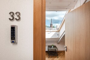 Double Mini Room, Mansard Floor (8 square meters) | Vue de la chambre