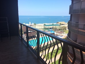 Double or Twin Room, Sea View | 1 bedroom, premium bedding, minibar, in-room safe - Mgzavrebi Gonio Aparthotel (Batumi)