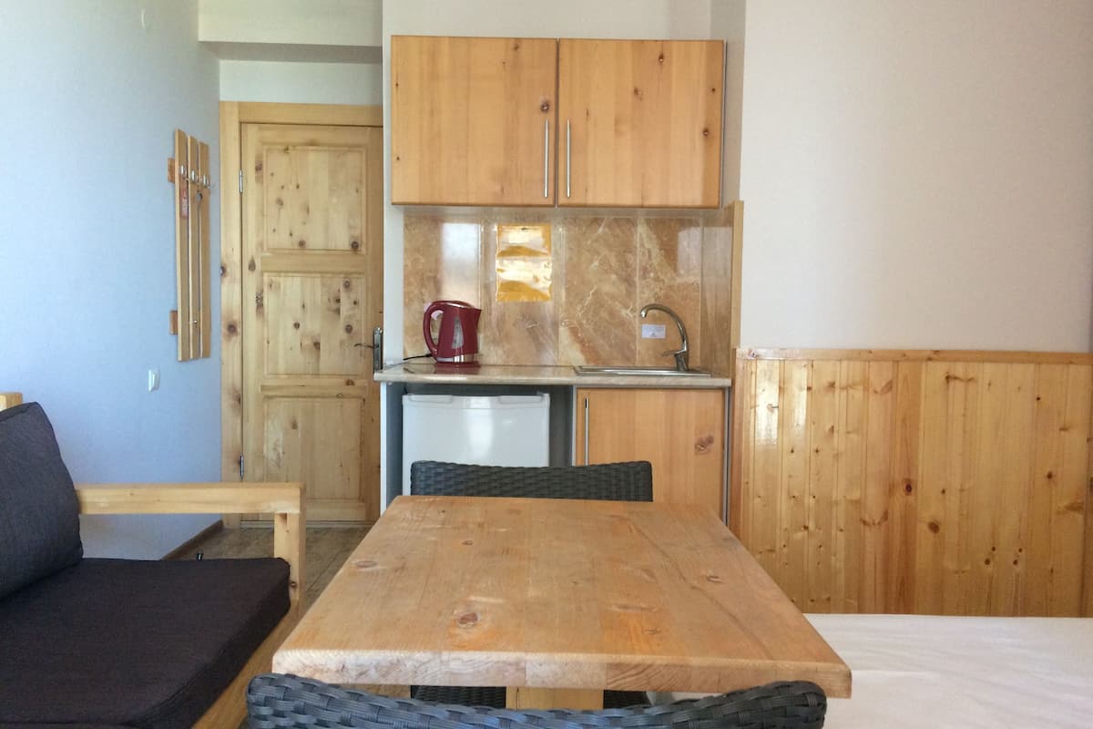 Studio, Mountain View | 1 bilik tidur, peralatan tempat tidur premium, bar mini