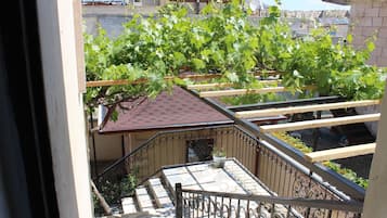 Pemandangan dari properti