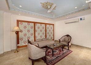 Interior - Radhey Ki Haveli (Danta Ramgarh)