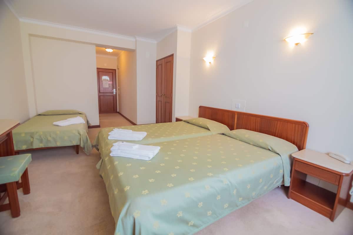 Classic Triple Room