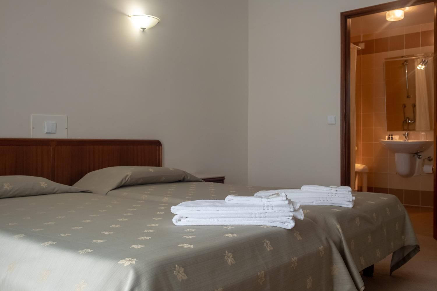 in-room safe, desk, rollaway beds, free wifi