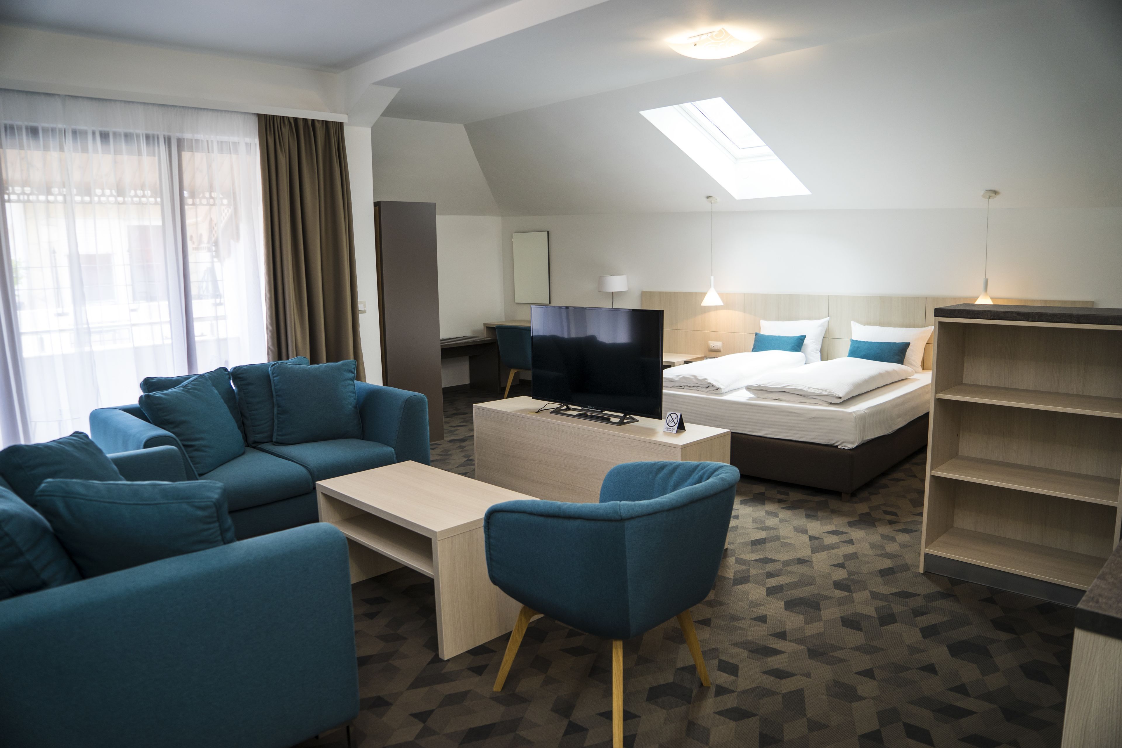 minibar, in-room safe, desk, soundproofing