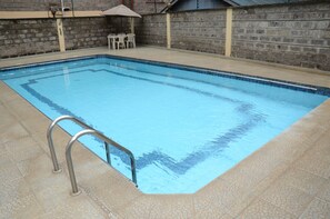 Piscine extérieure
