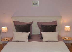 Double or Twin Room (Lavande) | Desk, iron/ironing board, rollaway beds, free WiFi - Les Terrasses du Paradis (Orpierre)