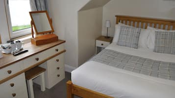 مكواة/لوح كي وواي فاي مجانًا وملاءات أسرّة