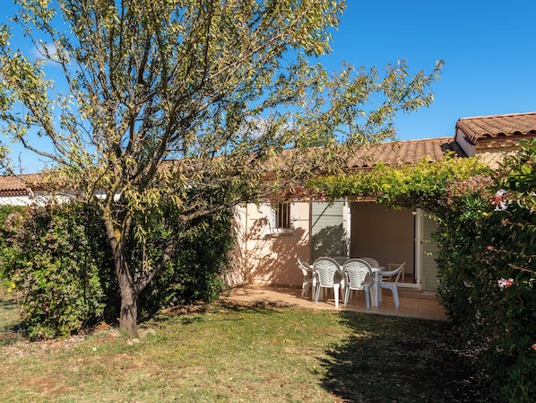 ลานระเบียง/นอกชาน