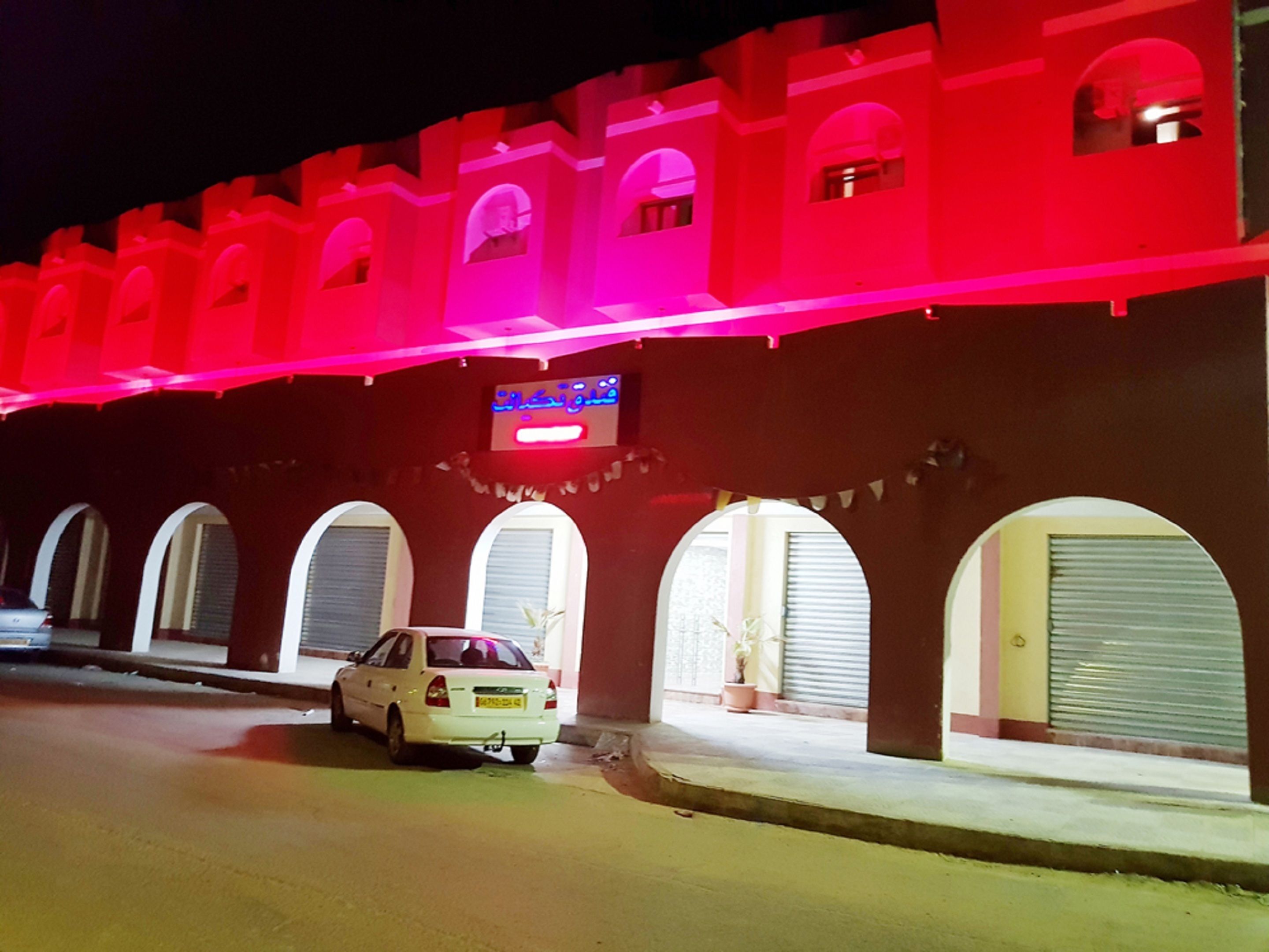 Façade de l’hébergement - soirée/nuit