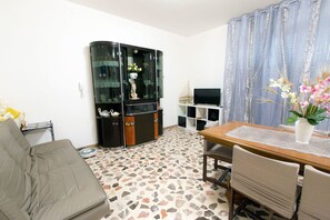 Family House, 3 Bedrooms, Terrace | Living area | Flat-screen TV - B&B Casa Anna Maria (Porto Sant'Elpidio)